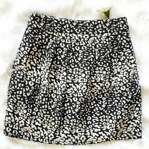 NWT Rhyme Cheetah print skirt
Sz. S